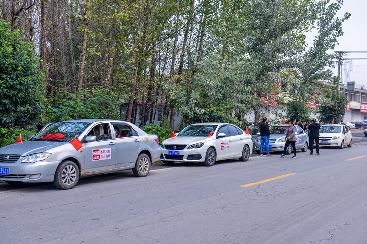 萬(wàn)順叫車(chē)-本地司機(jī)熟人熟路